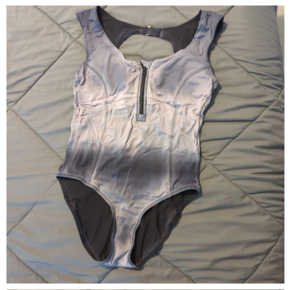 Athleta deep sea one piece S/P - Picture 1 of 10